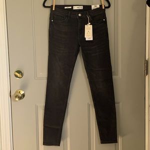 MANGO Kim Super Skinny Push-Up Jeans in “Open Gray” Color (USA size 4)